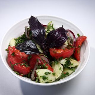 კიტრი პომიდვრის სალათა