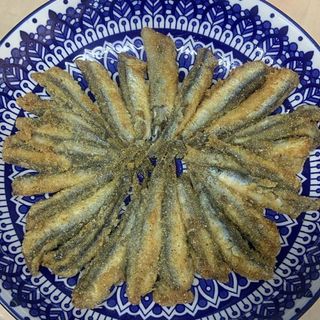 შემწვარი ანჩოუსი Хамса жареная