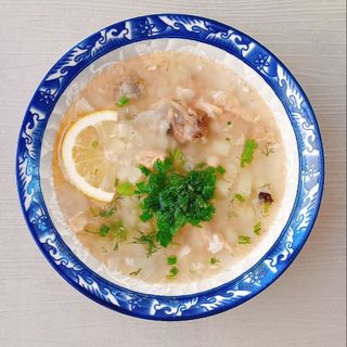 შავი ზღვის ორაგულის თევზის წვნიანი Уха из черноморского лосося