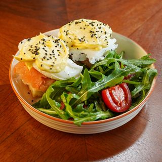 Eggs Benedict with Smoked Salmon