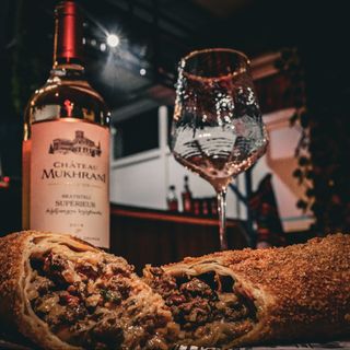 შემწვარი ბურიტო შერეული ხორცით