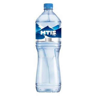 წყალი მთის პლასტმასის ბოთლით