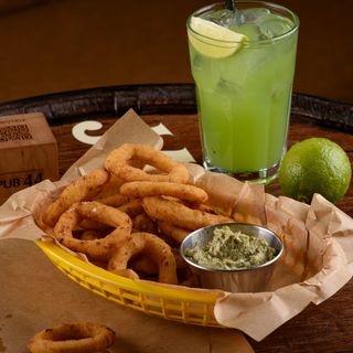 ხახვის რგოლები ტარტარის სოუსით