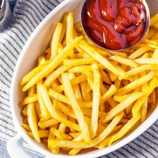 კარტოფილი ფრი+კეტჩუპი