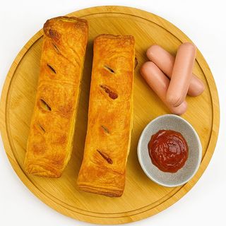 სოსისის ღვეზელი ფენოვნის ცომში