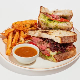 როსტბიფის სენდვიჩი 