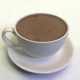 ცხელი შავი შოკოლადი