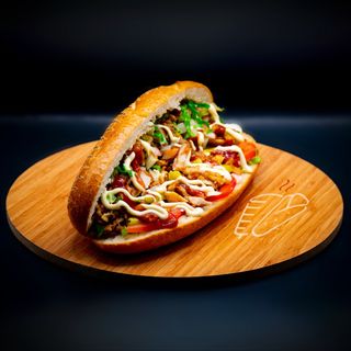 ქათმის შაურმა პურში