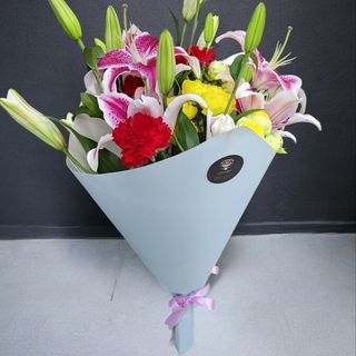 Lily Mixed Bouquet