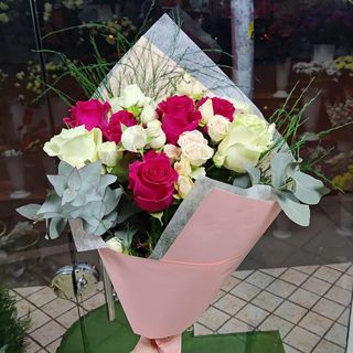 ვარდისფერი ვარდი?