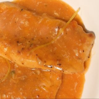 ქათმის ფილე ლიმონის და პილპილის სოუსში, კარტოფილის პიურე