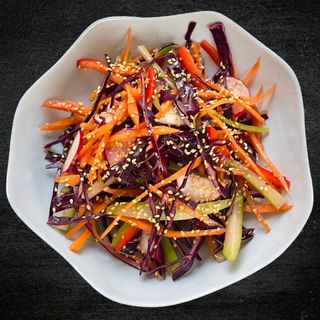 ცისარტყელა სალათი