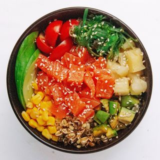 პოკე მანგო-ჩილის სოუსით / Poke with Mango Chili / Поке с манго-чили