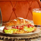 კრუასანის სენდვიჩი