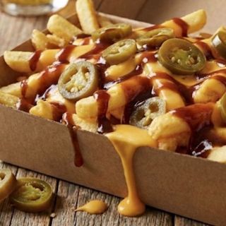 ფრი ჰალაპენიო ბარბექიუ სოუსით