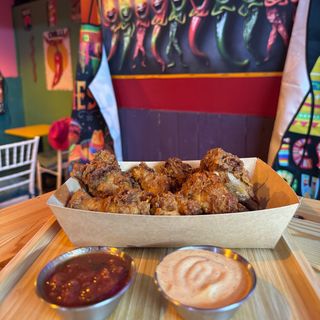 ქათმის ცხარე ფრთები