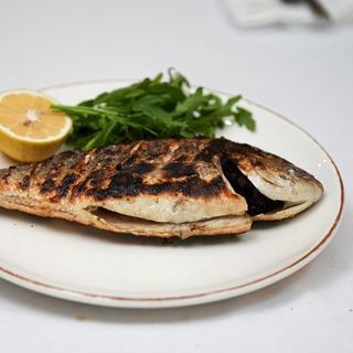Izgara Çipura – Grilled Gilt-head Bream