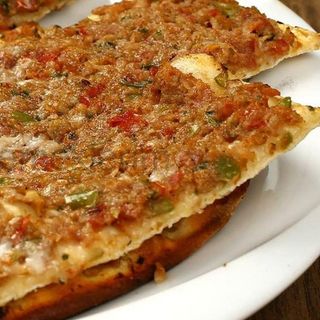 Kıymalı Pide 