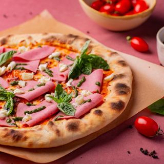 პიცა მორტადელა 33სმ(8 ნაჭერი)