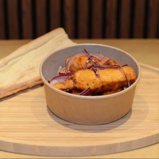 მწვადი ქათმის  სოუსით