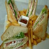 ქლაბ სენდვიჩი ( club sandwich )