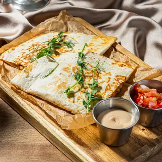 კრევეტების კესადილია