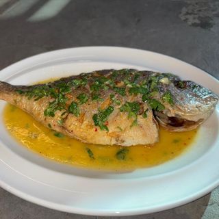 დორადო ბერნუაზით და ტარხუნით