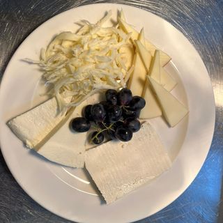 ყველის ასორტი