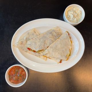 ბოსტნეულის კესადილია