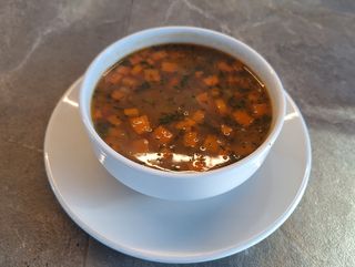 ბოსტნეულის წვნიანი "მინესტრონე"