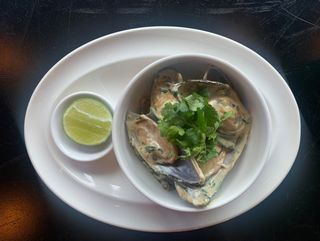 მიდიები ნაღებითა და ქინძით