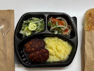 პიურეს ლანჩ ბოქსი