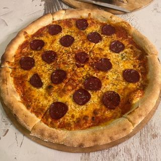 პიცა პეპერონი Pepperoni pizza