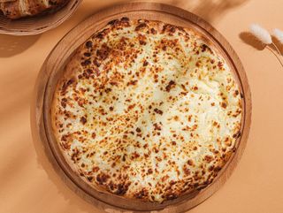 მეგრული ხაჭაპური 8 ნაჭრიანი