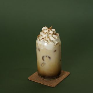 CINNAMON ICED LATTE