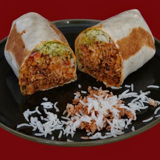 ქათმის ბურიტო ბრინჯით კომბო