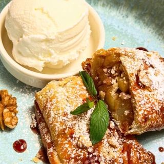 ვაშლის შტრუდელი/Apple strudel