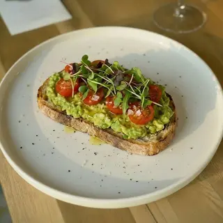 Avocado Toast with cherry tomatoes
