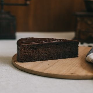 ავსტრიული ტორტი ''ზახერი''