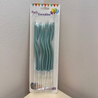 სადღესასწაულო სანთლები