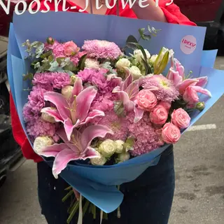 Elegant Lily Bouquet