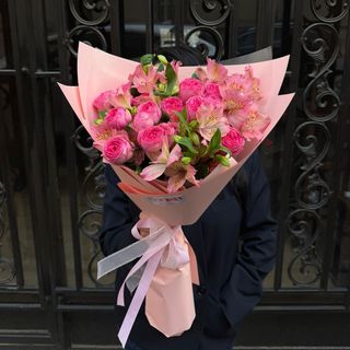 ვარდისფერი გაზაფხული (M)