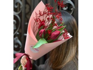 Red Velvet Tulips (S)