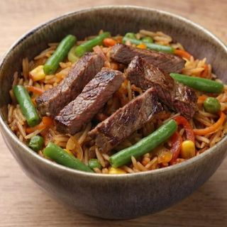 ბრინჯი საქონლის სუკით