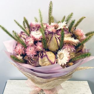 ჰელიქრისუმი ვარდებით 3156