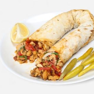 Tavuk tantuni (Chicken tantuni)