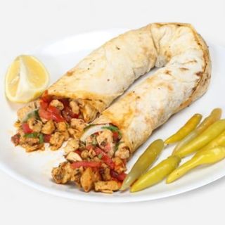 Çift Lavaş Tavuk Tantuni (Double Flatbread Chicken Tantuni)