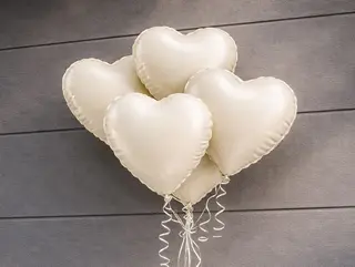 5 კრემისფერი გული