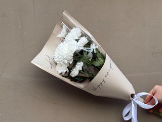 1 ტოტი ქრიზანთემა