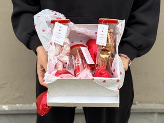 ბოქსი 3 კოლბით